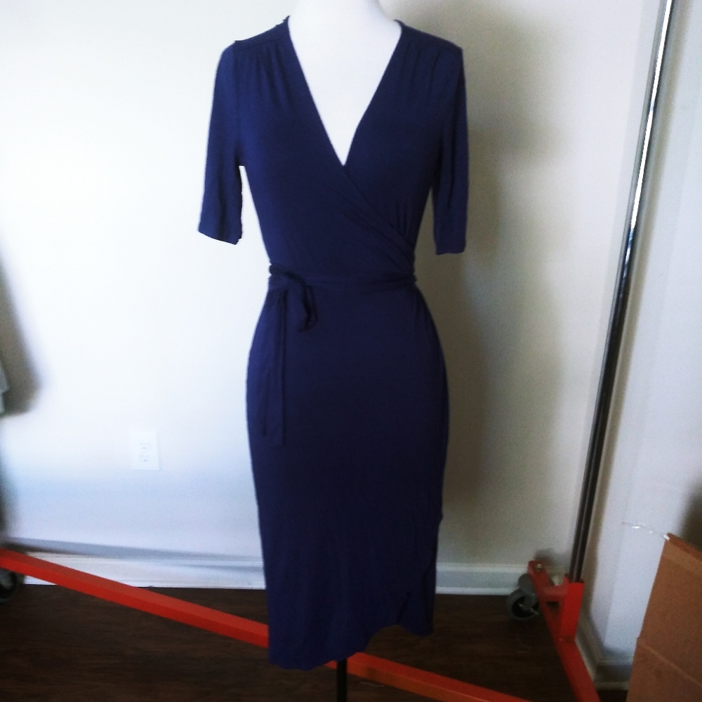 Merona wrap dress size S Royal blue EUC
